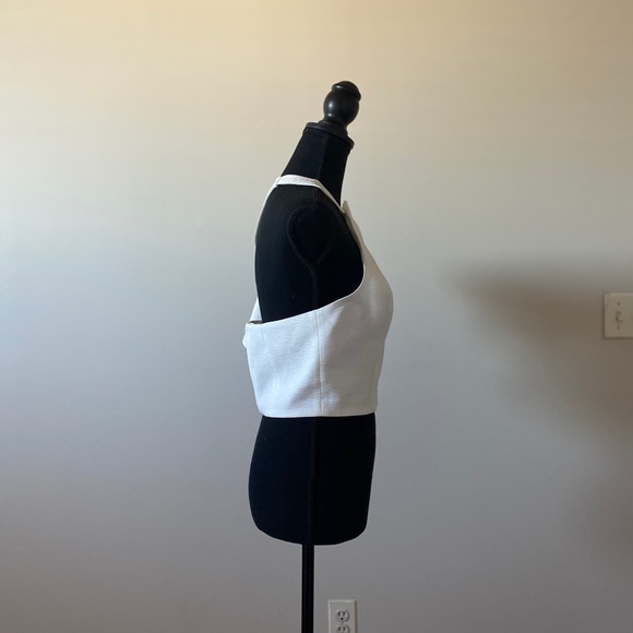 Stunning one-shoulder blouse - Picture 4 of 5